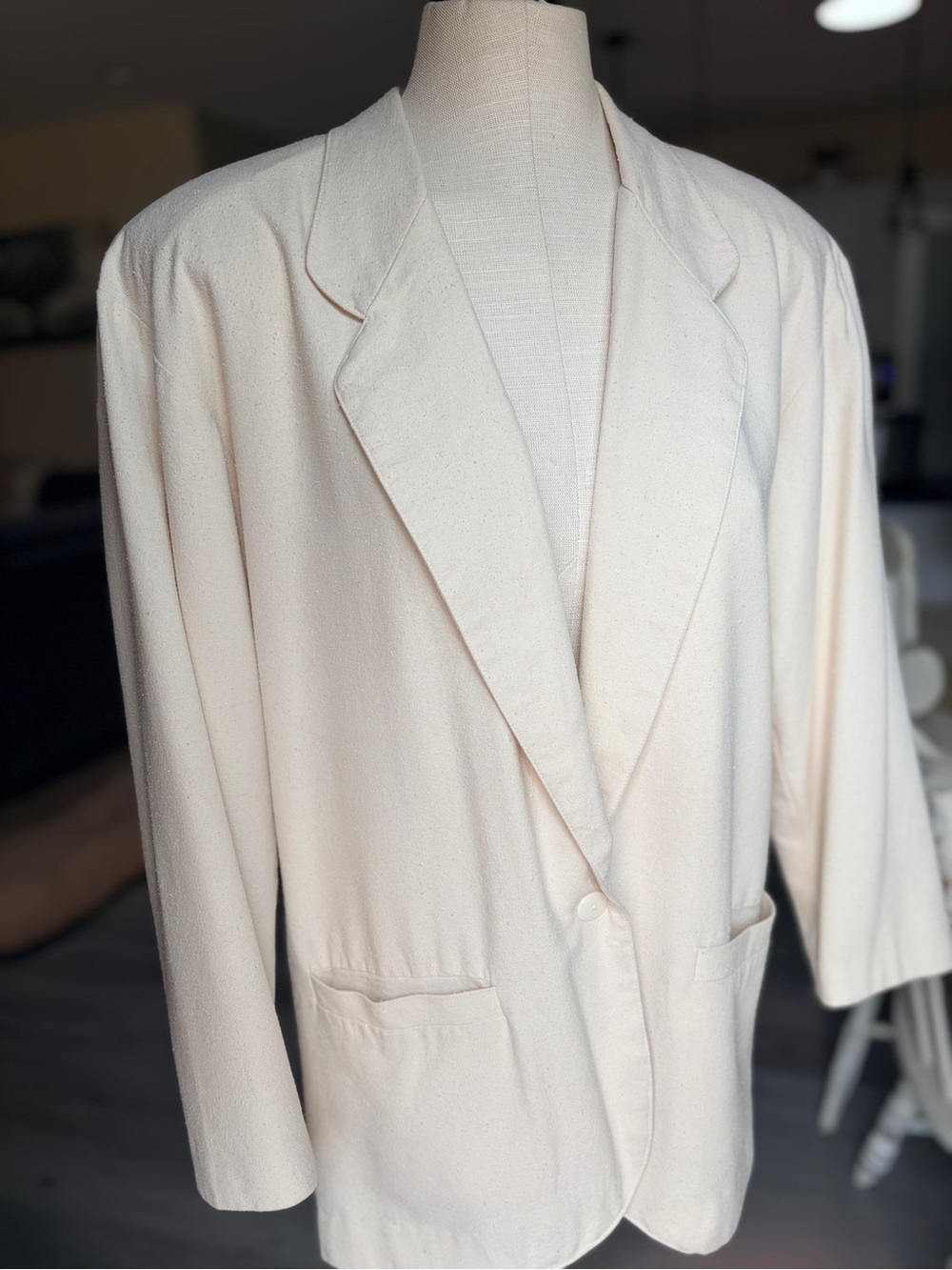 Vintage 80’s Evidence Raw Silk Ecru Single-Button Blazer W/Cinched Back.